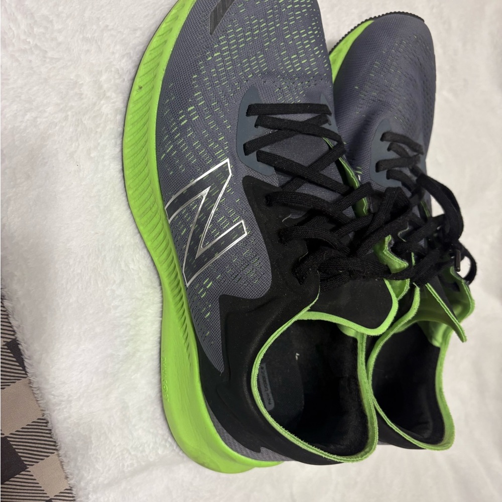 New Balance Black and Neon Green Athletic Shoes size 10.5